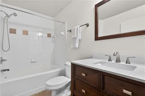 $410,000 | 800 Peachtree Street Northeast, Unit PROPERTY, Atlanta, GA 30308