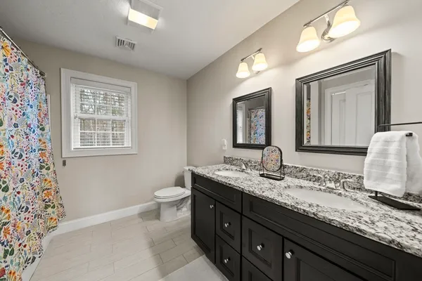 $735,000 | 697 Salisbury Street, Worcester, MA 01609
