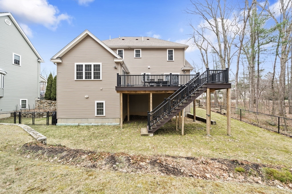 697 Salisbury Street Worcester, MA 01609 - Photo 30 of 35