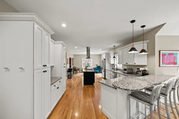 $735,000 | 697 Salisbury Street, Worcester, MA 01609