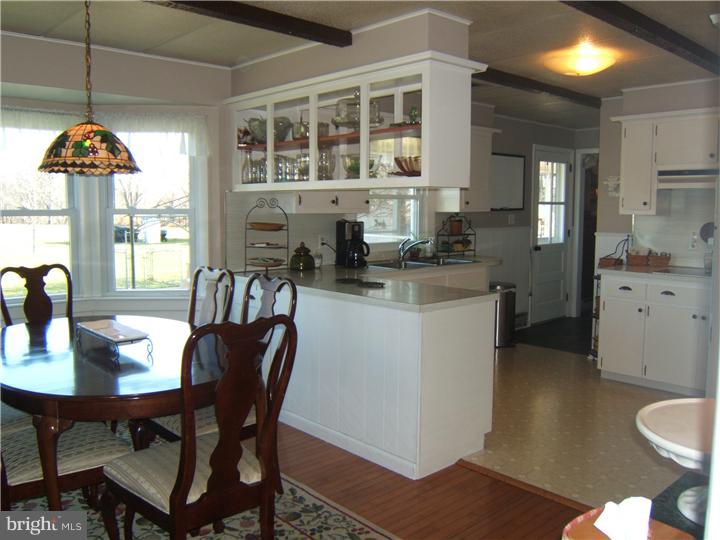 652 Mansfield Road West Columbus, NJ 08022 - Photo 4 of 21 Kitchen