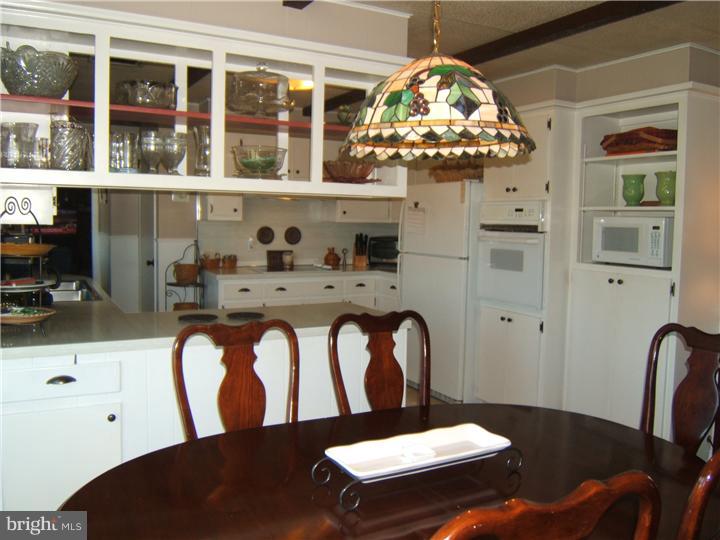 652 Mansfield Road West Columbus, NJ 08022 - Photo 5 of 21 Kitchen