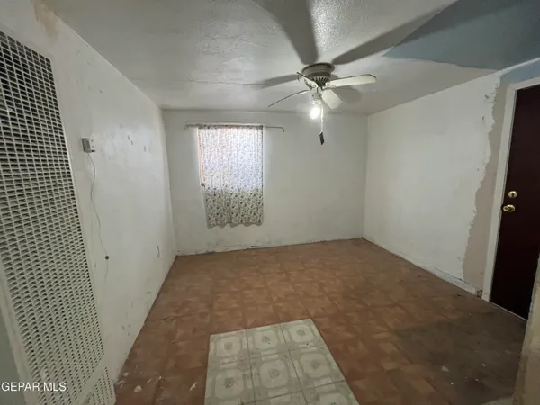 $140,000 | 230 Locust Street, El Paso, TX 79905