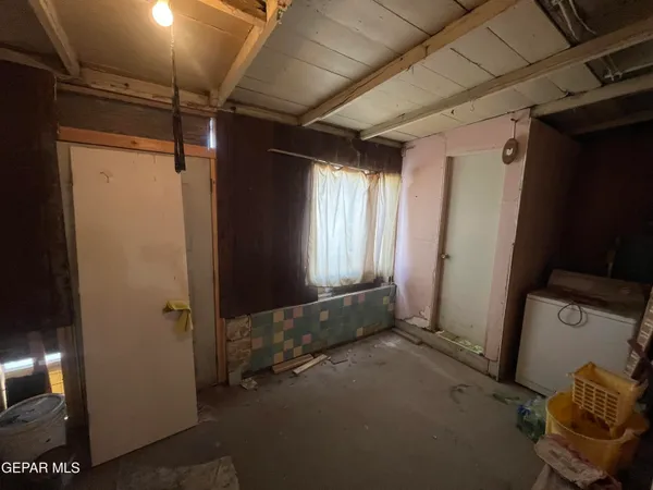 $140,000 | 230 Locust Street, El Paso, TX 79905