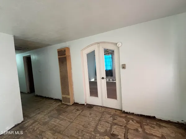 $140,000 | 230 Locust Street, El Paso, TX 79905