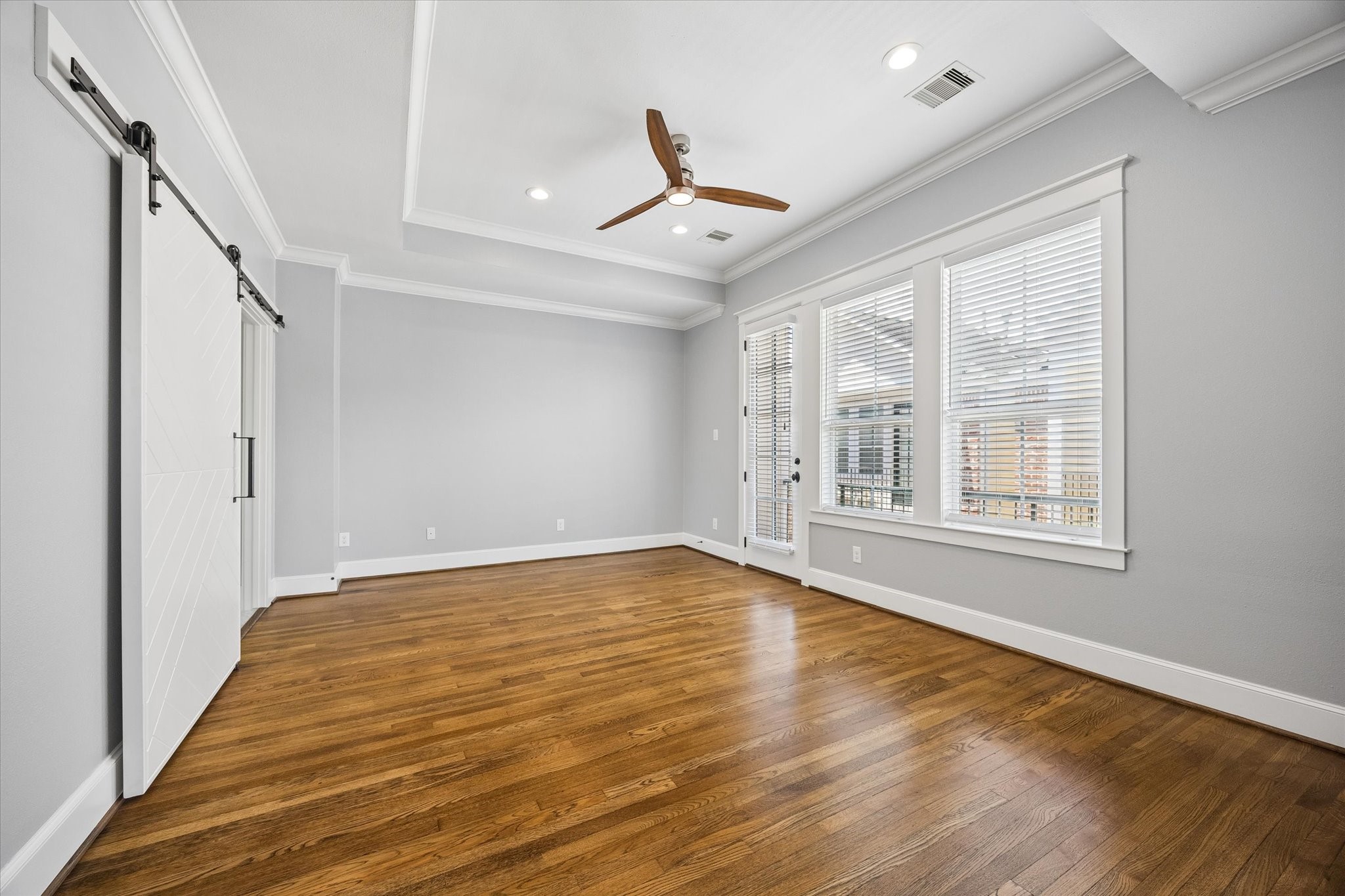 415 West 16th Street, Unit D Houston, TX 77008 - Photo 26 of 41 Primary bedroom