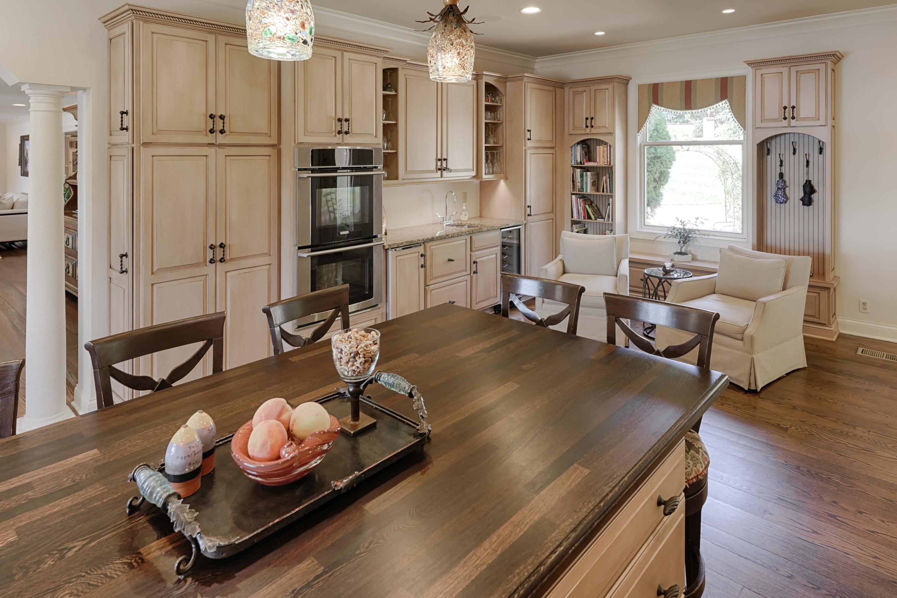 809 Emory Church Road Knoxville, TN 37922 - Photo 15 of 36 wet bar area