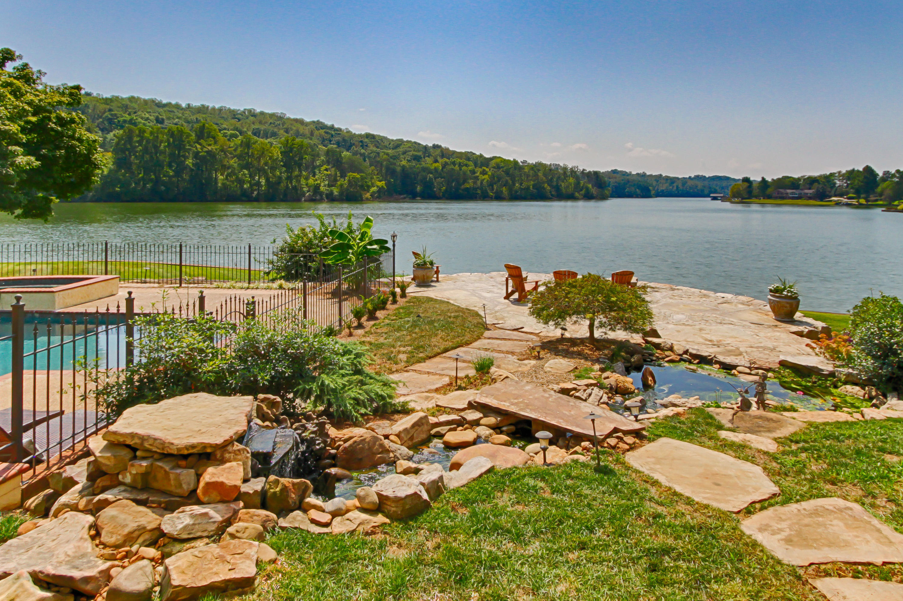 809 Emory Church Road Knoxville, TN 37922 - Photo 4 of 36 water feature