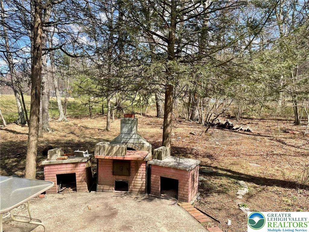 215 Outer Drive Dingmans Ferry, PA 18328 - Photo 19 of 26 Brick BBQ Grill