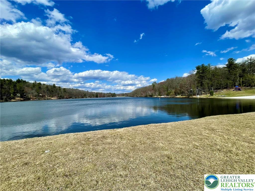 215 Outer Drive Dingmans Ferry, PA 18328 - Photo 26 of 26 Lake