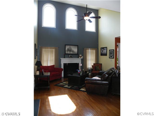 13221 Eppes Falls Road Chesterfield, VA 23838 - Photo 5 of 24 Den/Family/Great Room