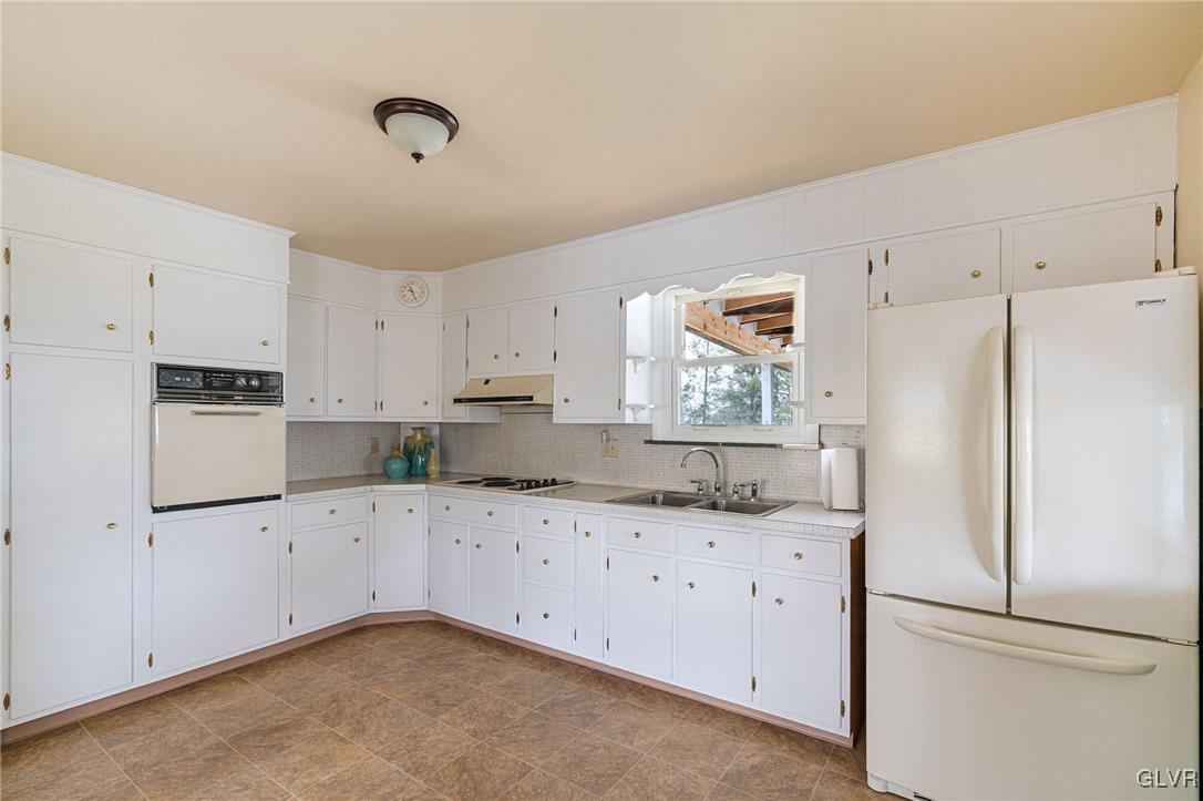 3449 Nazareth Road Easton, PA 18045 - Photo 18 of 33 Gallery Image 18