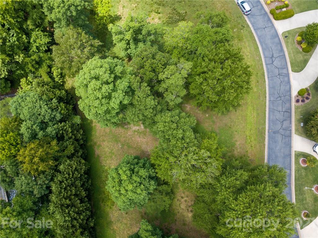 14001 Point Lookout Road, Unit 5 Charlotte, NC 28278 - Photo 8 of 15 Gallery Image 8