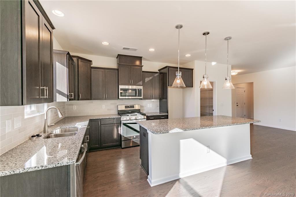 7113 Chrysanthemum Road, Unit 157 Lancaster, SC 29720 - Photo 8 of 28 Gallery Image 8