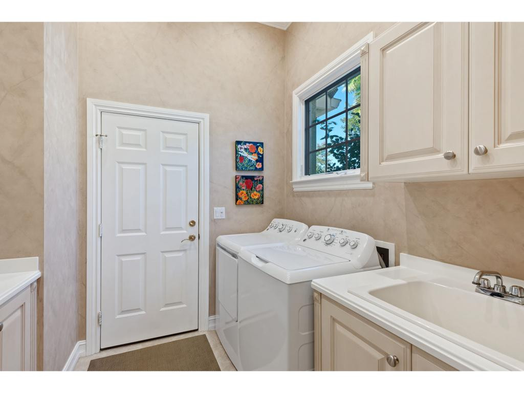 8512 Mallards Point Naples, FL 34114 - Photo 14 of 36 Photo 14