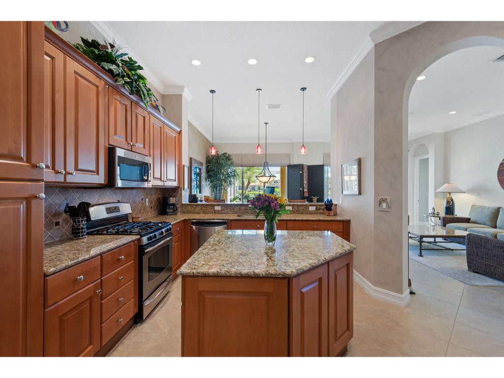 8512 Mallards Point Naples, FL 34114 - Photo 6 of 36 Photo 6