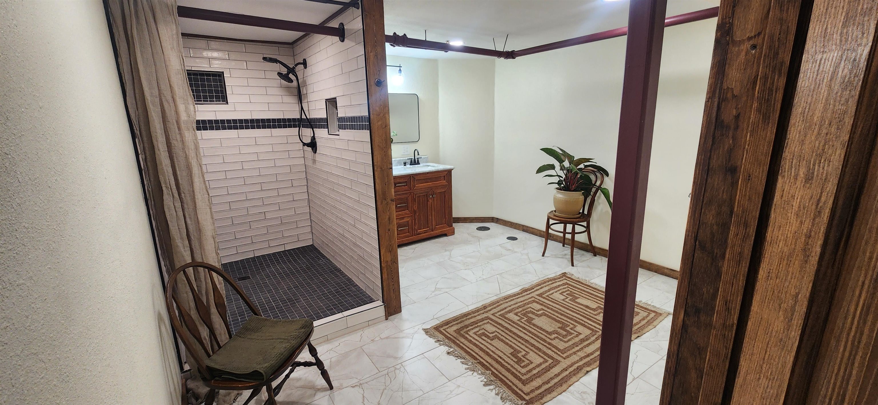 423 West 1st Avenue, Unit B1 Spokane, WA 99201 - Photo 17 of 18