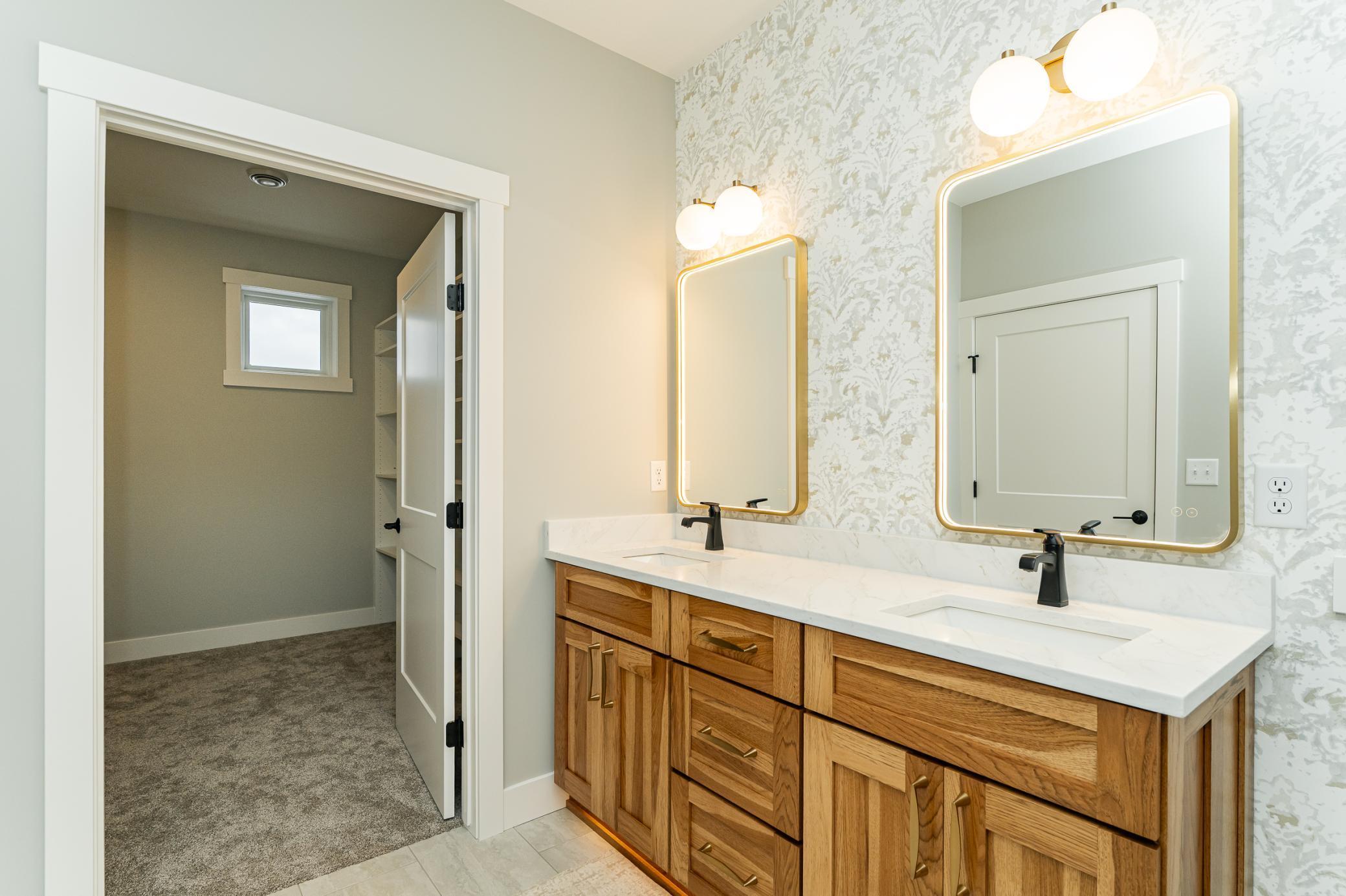 2844 Pinewood Ridge Drive Southeast Rochester, MN 55904 - Photo 17 of 32