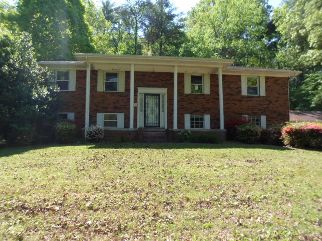 2409 Goins Road Louisville, TN 37777 - Photo 1 of 24 1 front