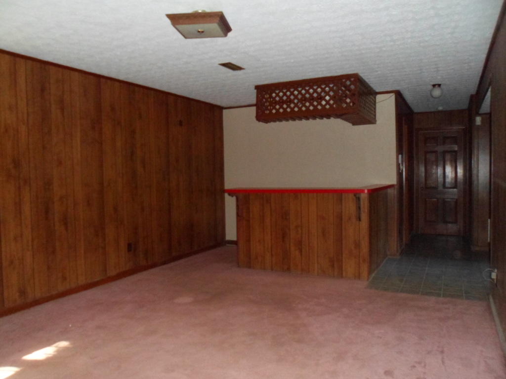 2409 Goins Road Louisville, TN 37777 - Photo 15 of 24 13 rec room wet bar