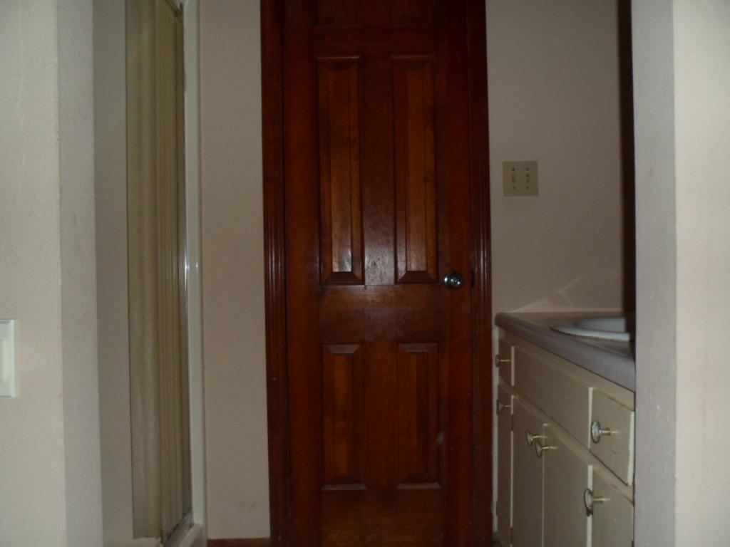 2409 Goins Road Louisville, TN 37777 - Photo 16 of 24 14 ba down