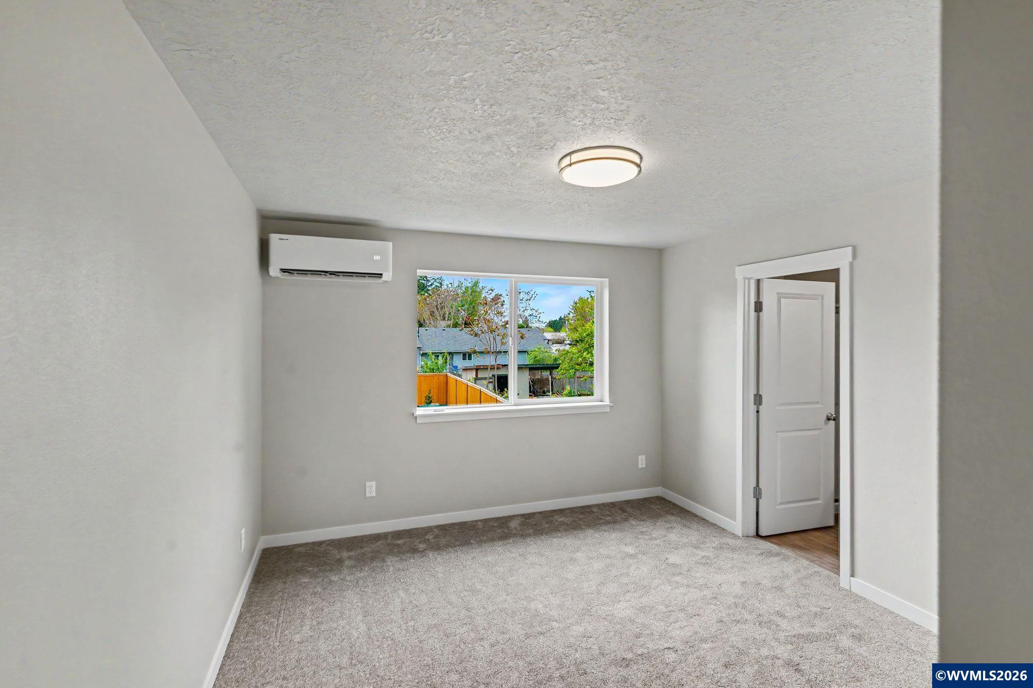 4025 Filbert Avenue Northeast Keizer, OR 97303 - Photo 11 of 27