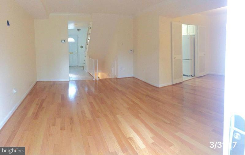 9720 Ranger Road Fairfax, VA 22030 - Photo 2 of 30 Family Room