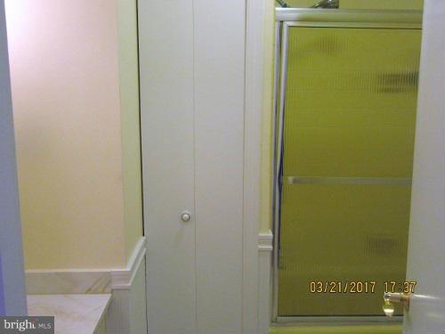 9720 Ranger Road Fairfax, VA 22030 - Photo 30 of 30 Bath