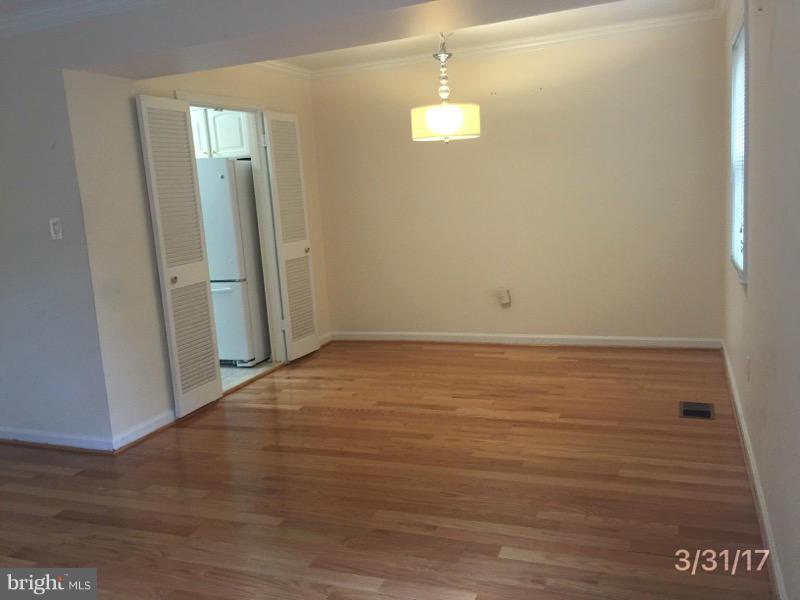 9720 Ranger Road Fairfax, VA 22030 - Photo 4 of 30 Dining Room