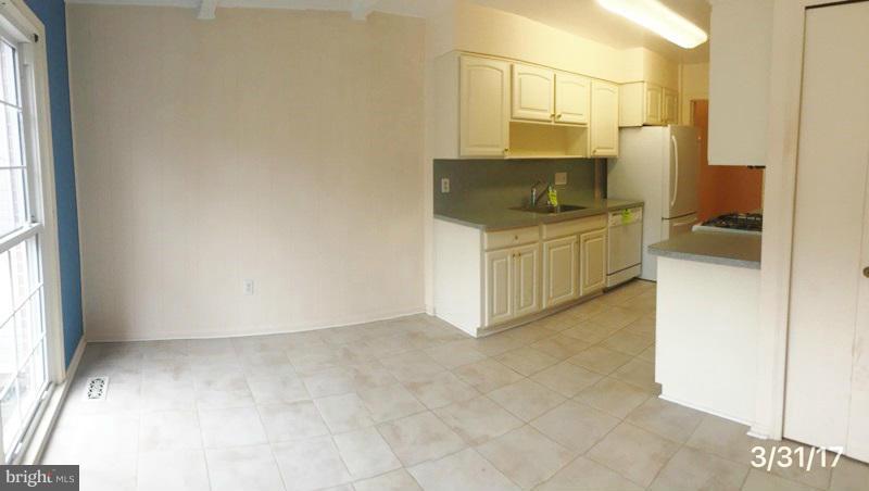 9720 Ranger Road Fairfax, VA 22030 - Photo 8 of 30 Dining Room