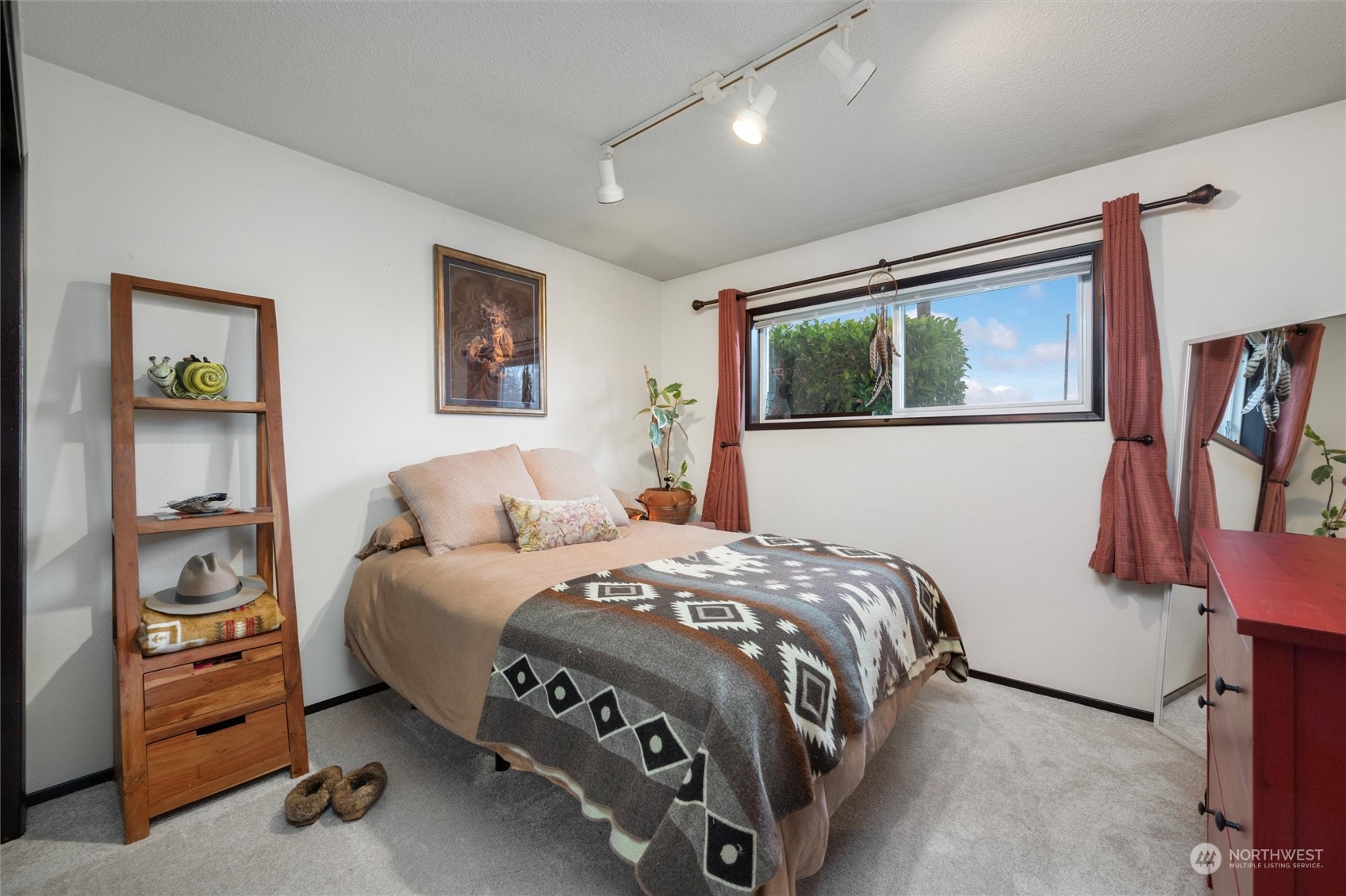 2330 Nevada Street Bellingham, WA 98229 - Photo 11 of 30