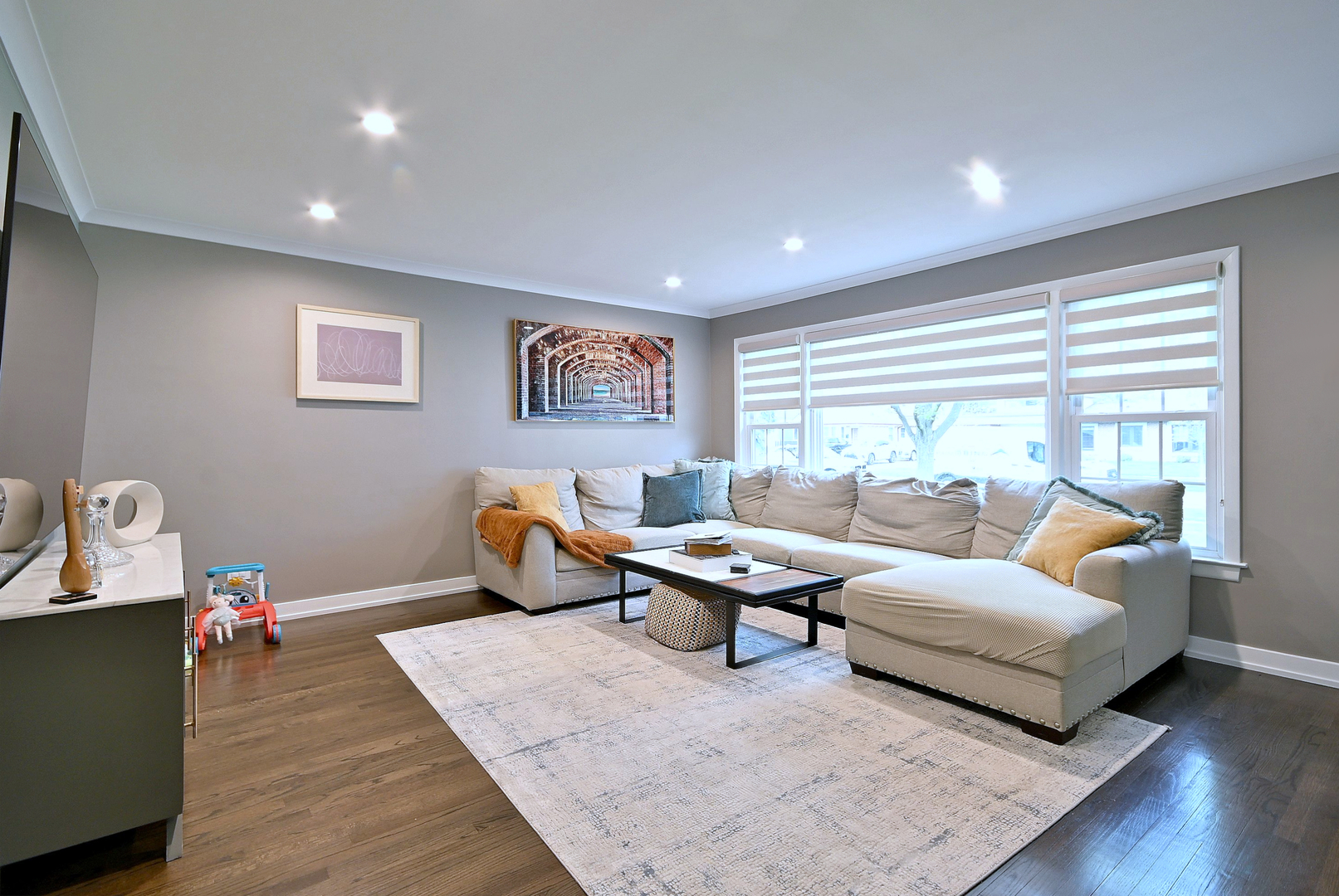 2307 Edna Avenue Park Ridge, IL 60068 - Photo 10 of 41