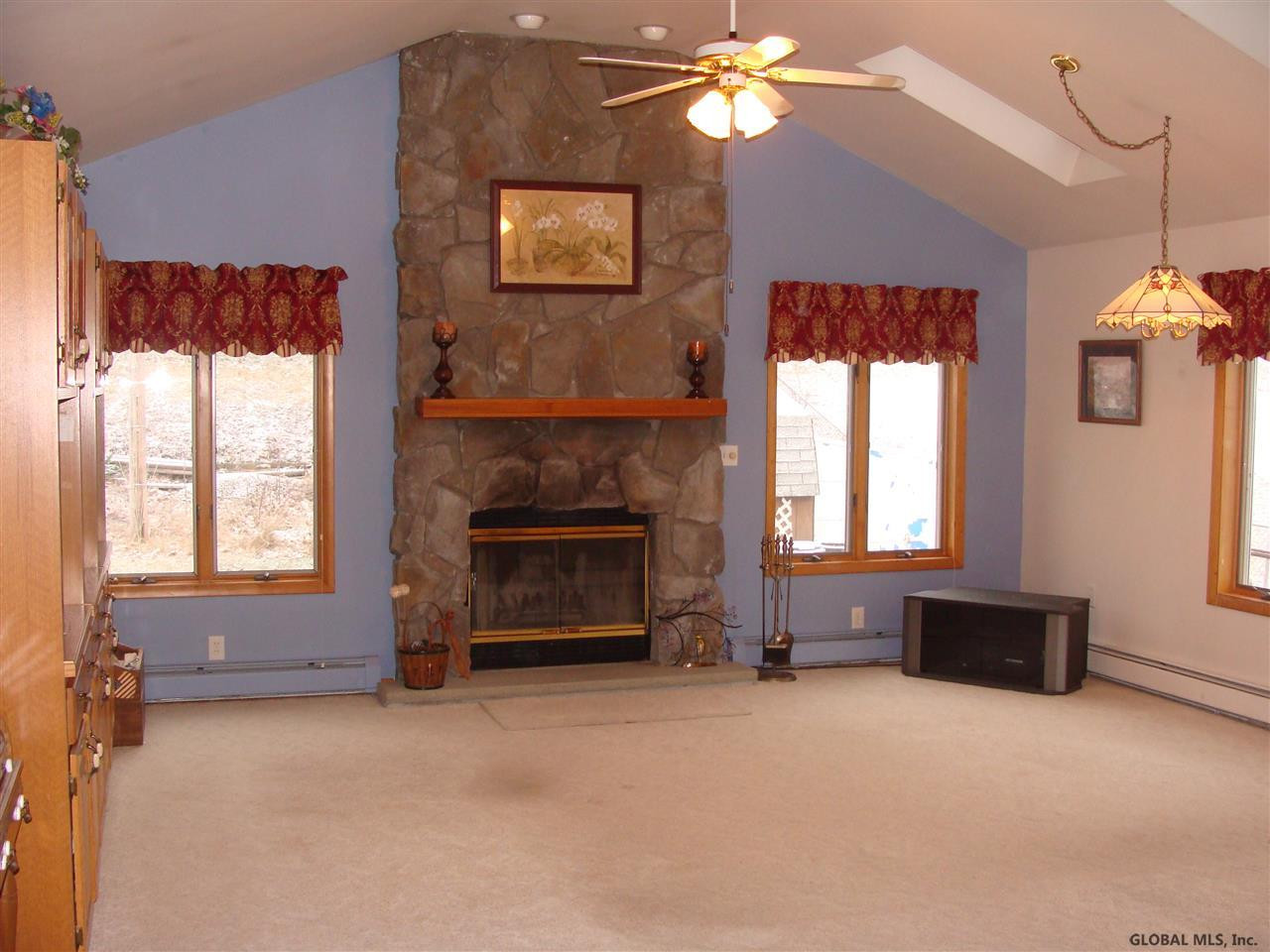 8 Kitty Lane Rensselaer, NY 12144 - Photo 13 of 21 Photo 13
