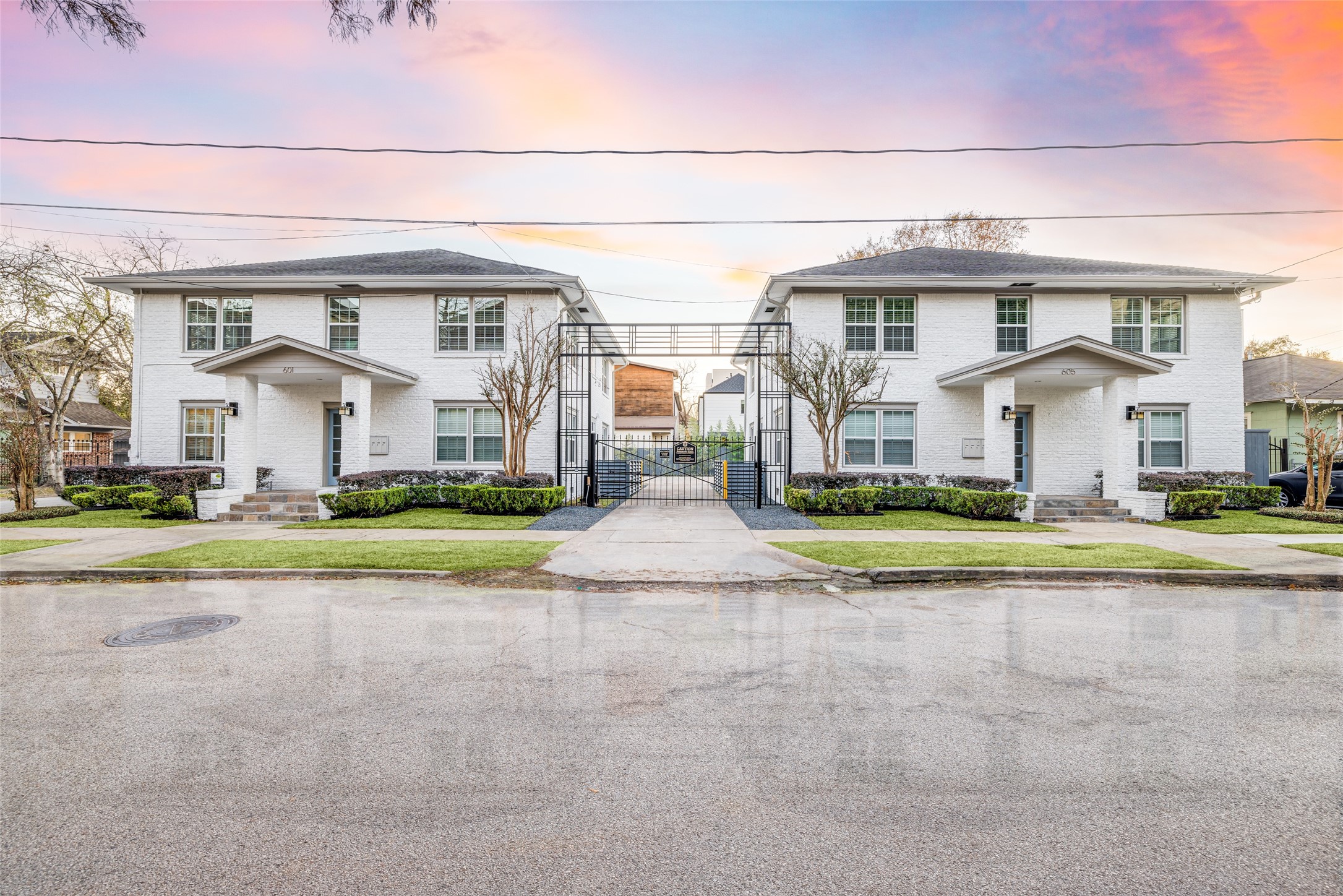 601 Bomar Street, Unit 2 Houston, TX 77006 - Photo 2 of 28 Beautifully renovated for your modern lifestyle in the desirable Montrose neighborhood. This double four-plex is a private gated community with assigned parking, and on-site washers and dryers. Call today for your private viewing.