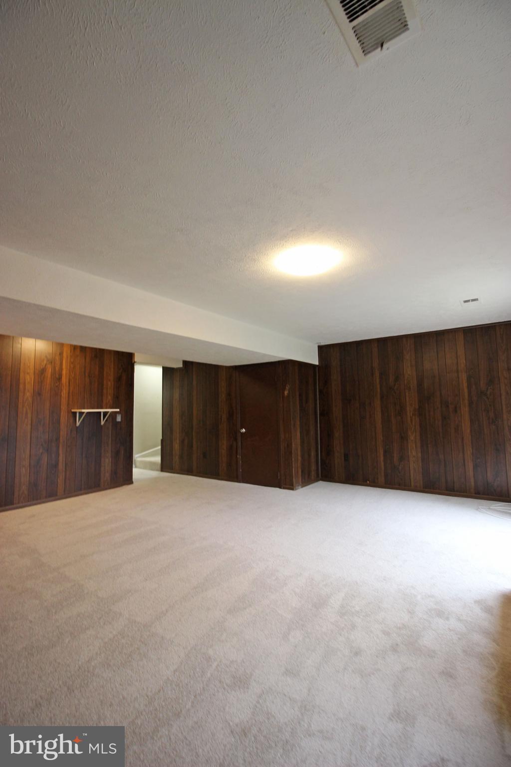 8022 Northumberland Road Springfield, VA 22153 - Photo 16 of 42 a view of an empty room