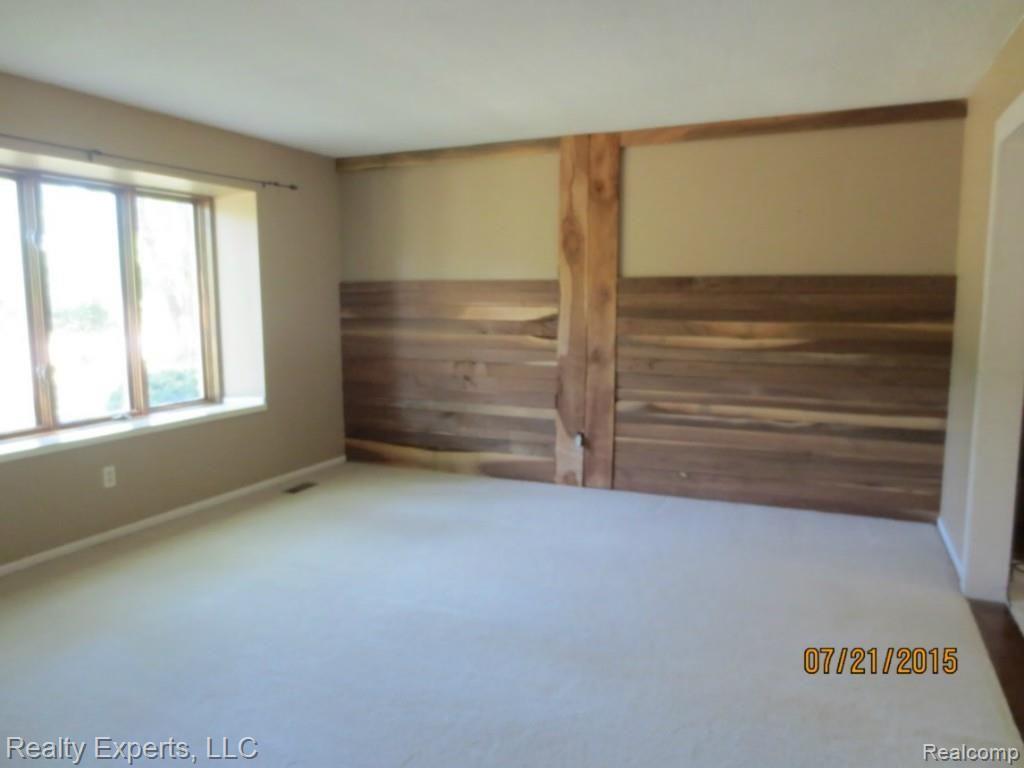 6380 Ridge Road Canton, MI 48187 - Photo 7 of 26 IMG_6007.jpg