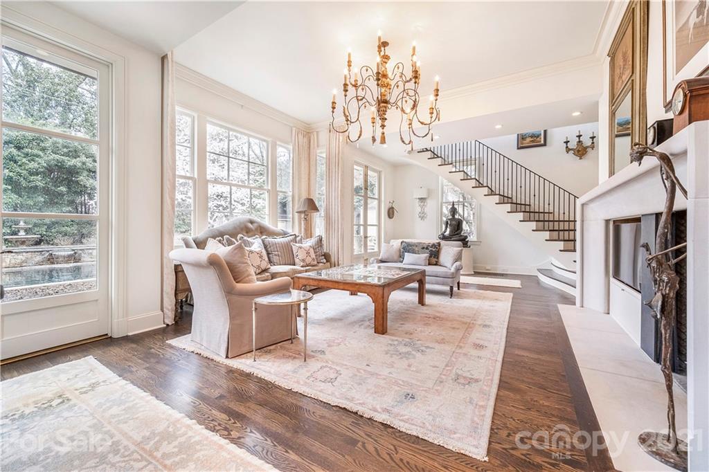 834 Ardsley Road Charlotte, NC 28207 - Photo 11 of 46 Gallery Image 11