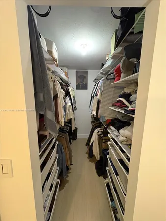 $2,750 | 7927 Southwest 104th Street, Unit 205E, Miami, FL 33156