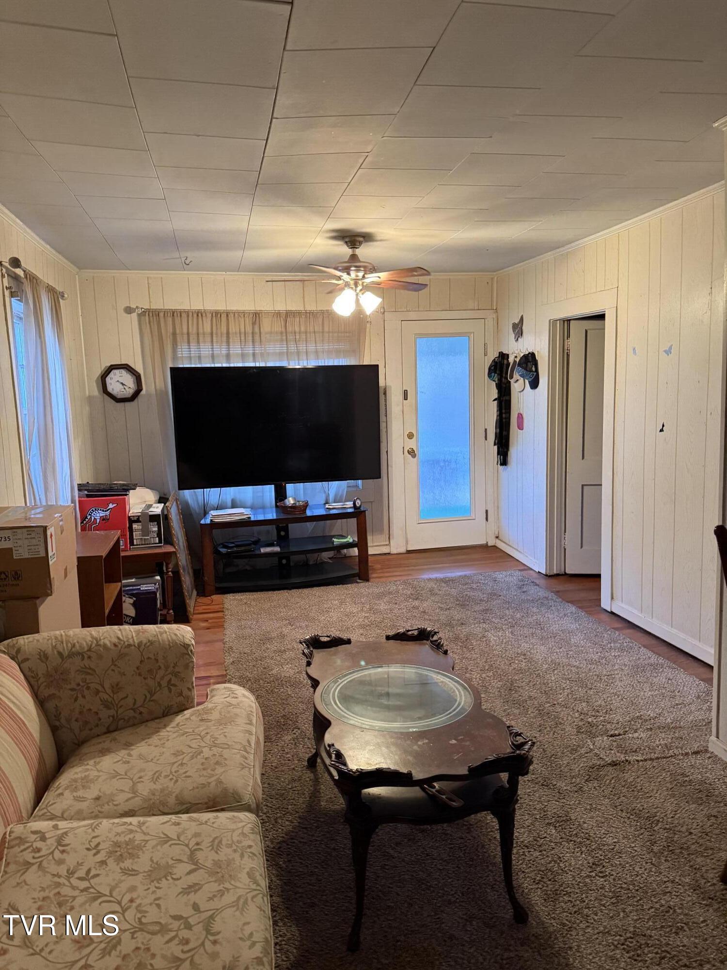 286 Coal Chute Road Elizabethton, TN 37643 - Photo 17 of 20 IMG_9189