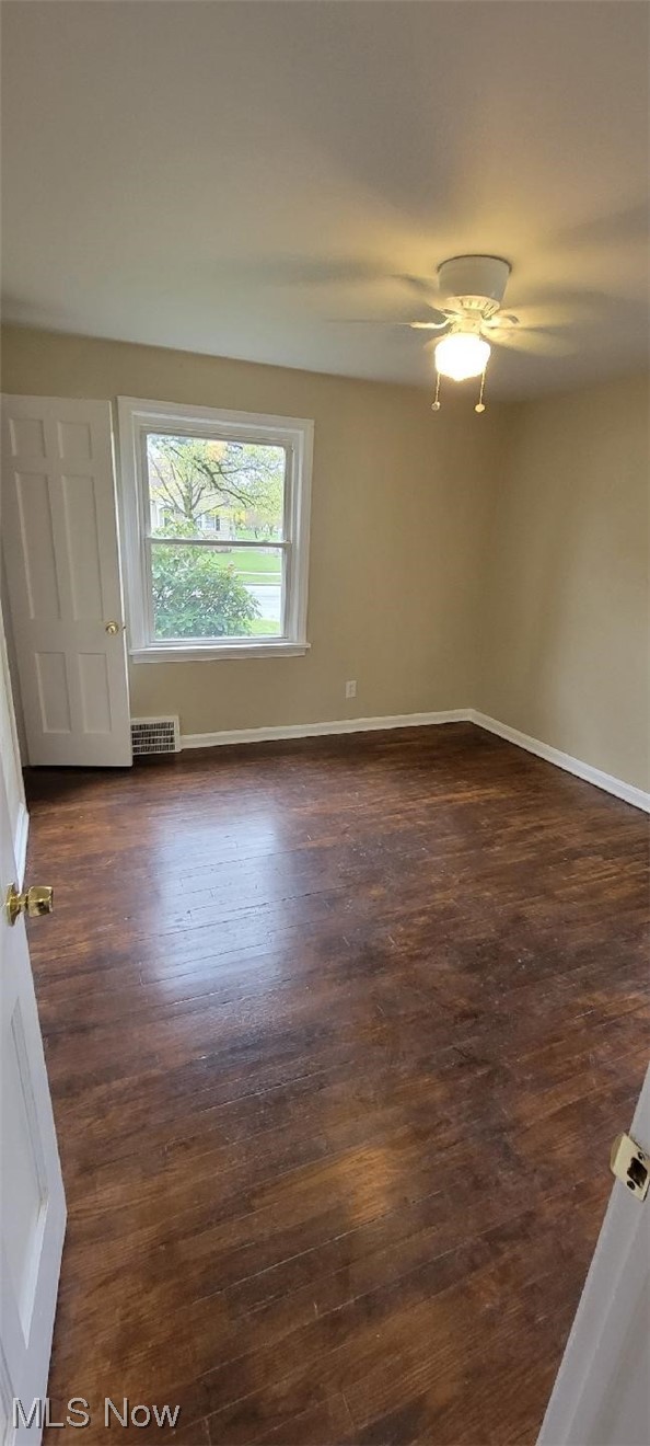 2191 Green Road Cleveland, OH 44121 - Photo 17 of 29