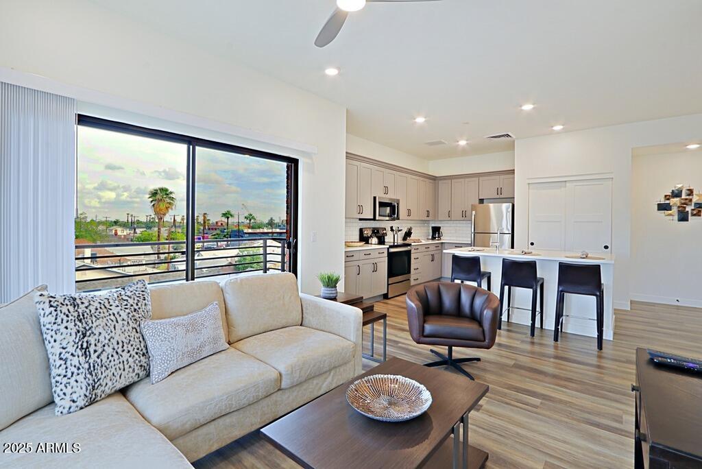 475 North 9th Street, Unit 311 Phoenix, AZ 85006 - Photo 12 of 25 R12