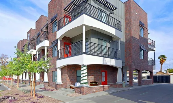 $3,600 | 475 North 9th Street, Unit 311, Phoenix, AZ 85006