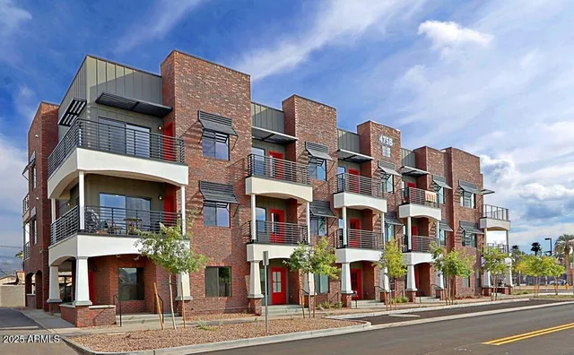 $3,600 | 475 North 9th Street, Unit 311, Phoenix, AZ 85006