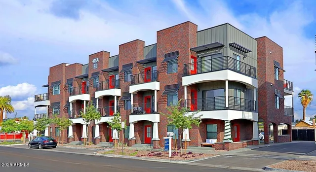 $3,600 | 475 North 9th Street, Unit 311, Phoenix, AZ 85006
