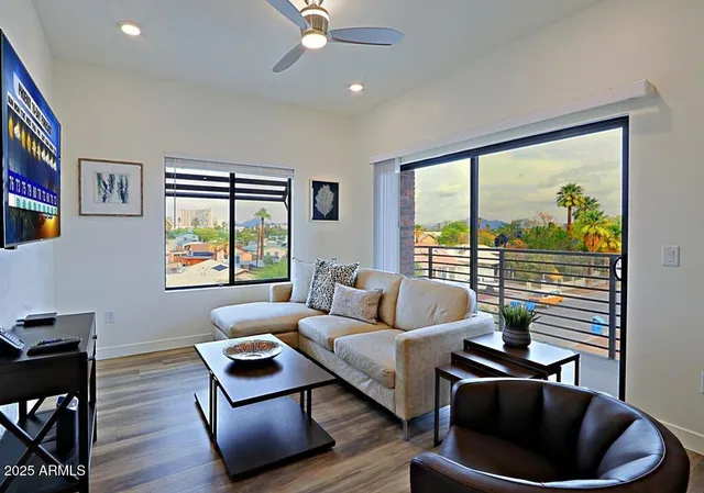 $3,600 | 475 North 9th Street, Unit 311, Phoenix, AZ 85006