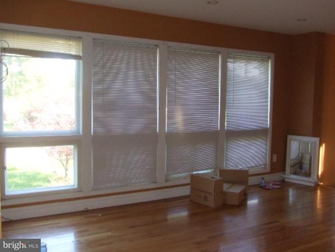 13304 Lydia Street Silver Spring, MD 20906 - Photo 3 of 24 Living Room #2