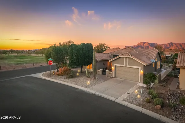 $525,000 | 8054 East Birdie Lane, Gold Canyon, AZ 85118