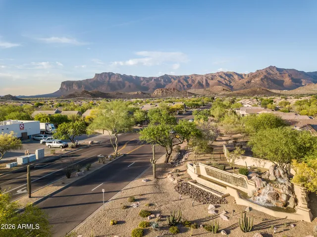 $525,000 | 8054 East Birdie Lane, Gold Canyon, AZ 85118