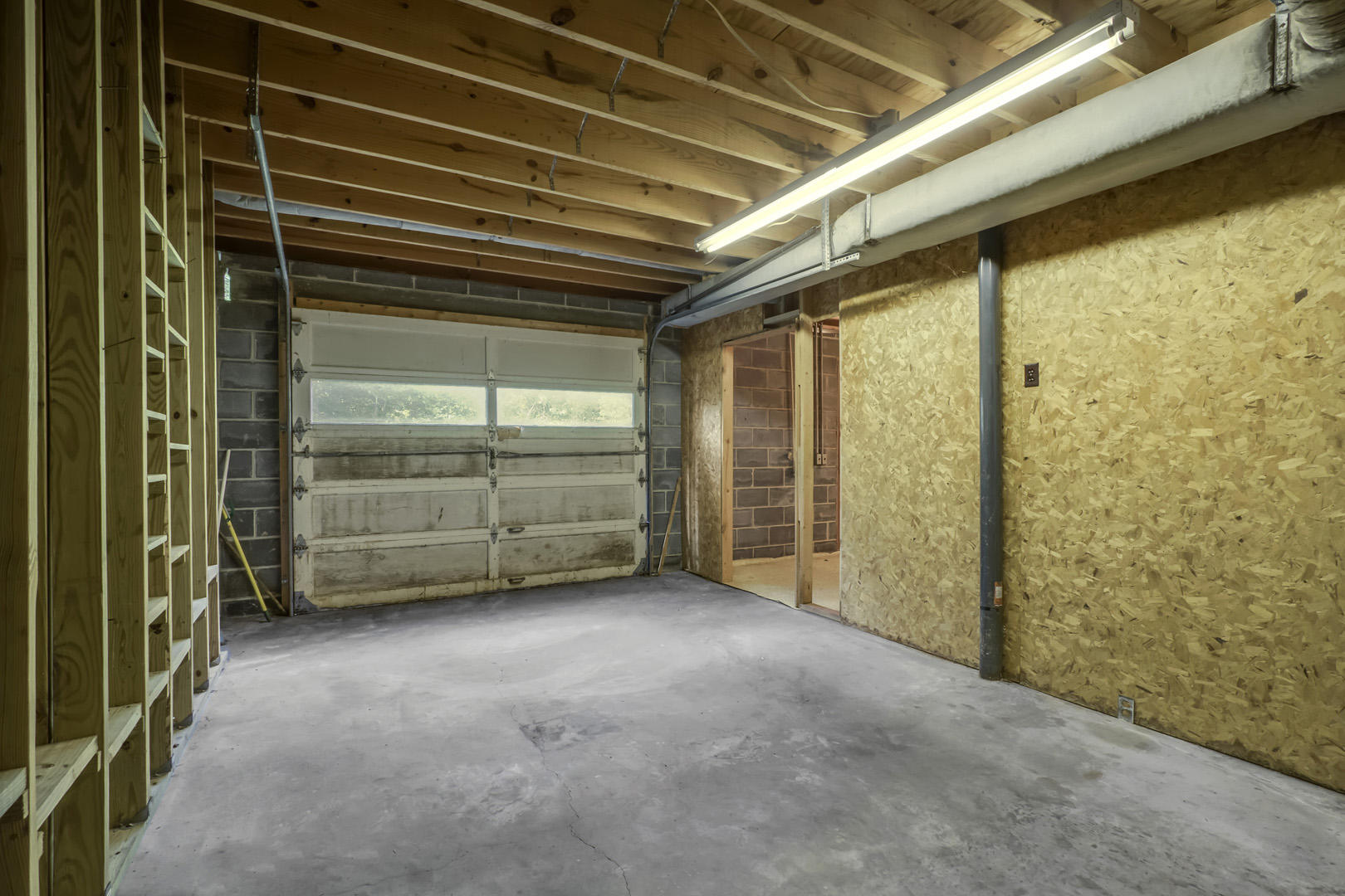 2617 Lamontville Road Decatur, TN 37322 - Photo 34 of 40 34_LamontvilleRoad_2617_BasementGarage