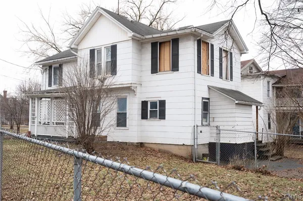 $69,900 | 31 Arterial West, Auburn, NY 13021